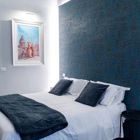 Catarina Suites - Centro Storico Катания Номер фото