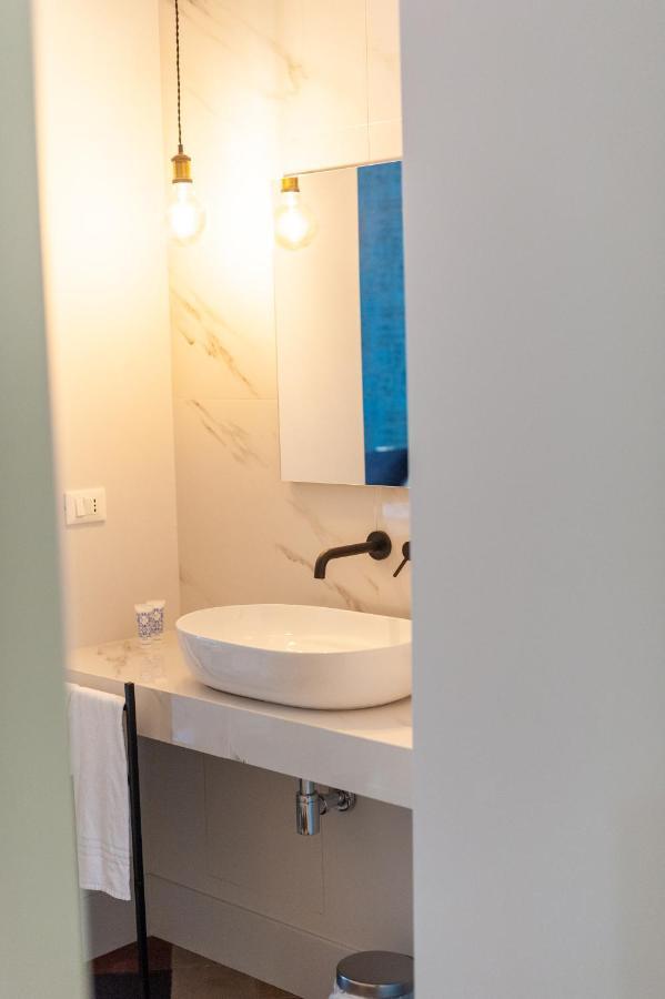 Catarina Suites - Centro Storico Катания Экстерьер фото